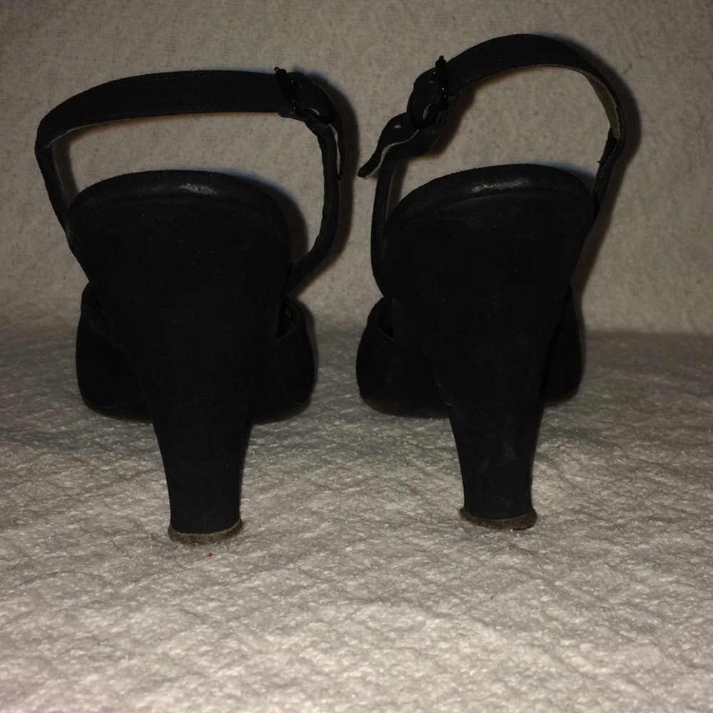 Vintage 1950s Herbert Levine beaded suede heels - Picture 7 of 8